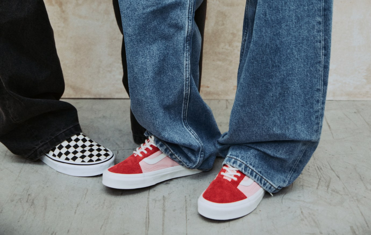 Så stylar du baggy jeans | Outfitguiden 2026