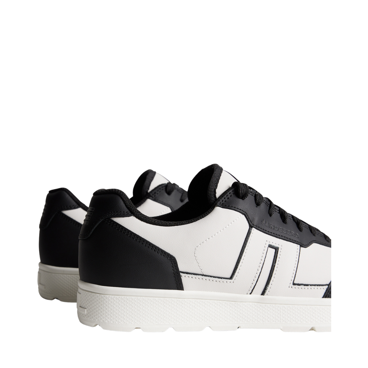 Ace Low Top Golf Sneaker - Black