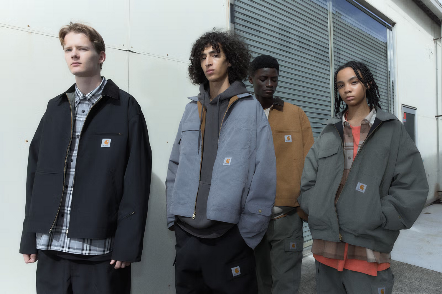 Carhartt workwear och streetwear för herr, overshirts och jackor.